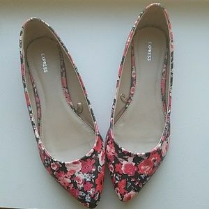 Express Floral Flats